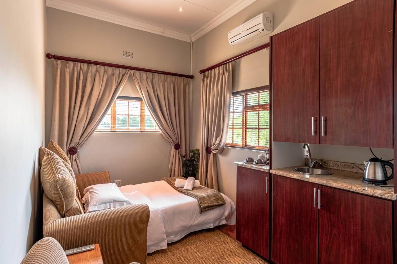 Mooiplaas Guesthouse Oudtshoorn Eksteriør billede